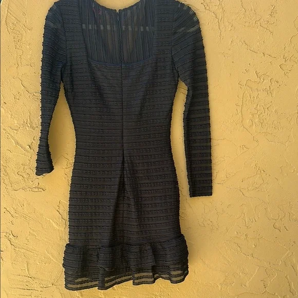 🎉HOST PICK🎉 Parker Black Ruffled V-Neck Dress - Picture 6 of 12